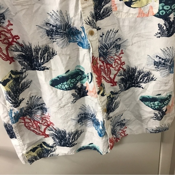 Croft and barrow ocean sea life fish 100% cotton button down aloha Shirt - Picture 5 of 8